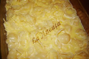 Budinca de paste cu lapte si cascaval