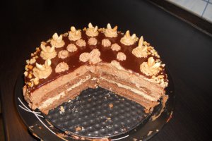 Tort imbatator de ciocolata cu alcool