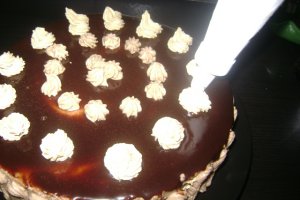 Tort imbatator de ciocolata cu alcool