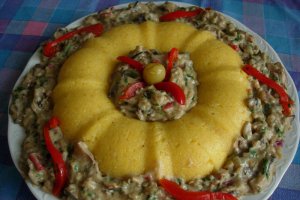 Tocanita de ciuperci cu mamaliguta