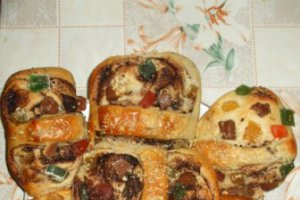 Cosulete, melci si cozonac