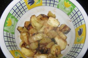 Vinete in sos de rosii cu za'atar