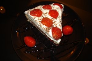 Tort cu capsuni