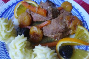 Friptura de porc in sos de fructe  ** 100 **