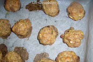 Chiftelute la cuptor