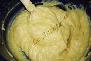 Eclere cu crema de cafea