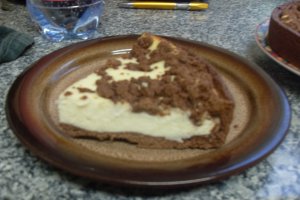 Tarta cu branza dulce si ciocolata amaruie