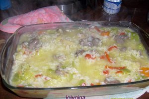 Orez cu inimi de pui si legume