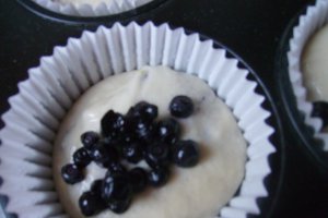Briose cu mascarpone si afine