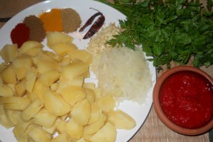 Dum Aaloo - Curry cu cartofi