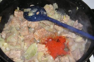 Tocanita de cartofi cu carne