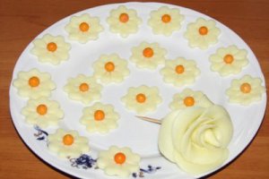 Trandafiri din pasta de lapte praf