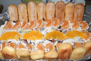 Tort cu crema mascarpone si fructe