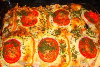Cartofi cu  piept de pui la cuptor