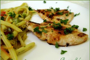 Gratar de piept de curcan cu legume la capac