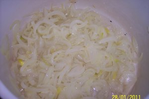 Tocanita de ciuperci cu ceapa