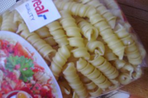 Salata racoroasa de paste