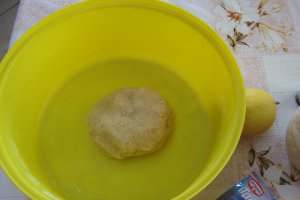 Tarta cu branza dulce si capsuni