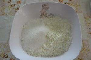 Tarta cu branza dulce si capsuni