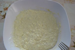 Tarta cu branza dulce si capsuni