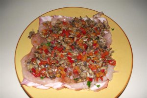 Rulouri din piept de pui cu bacon