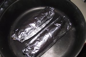Rulouri din piept de pui cu bacon