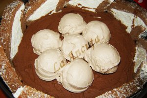 Tort aniversar
