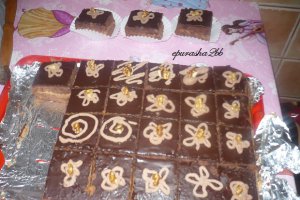 Amandina cu crema caramel