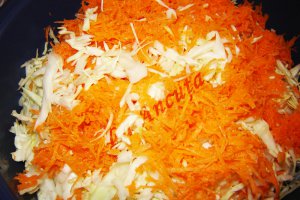 Coleslaw (salata americana cu varza si morcov)