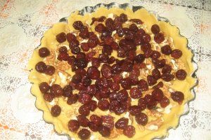 Tarta cu visine si nuca
