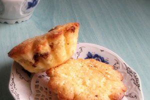 Briose cu ciocolata si migdale