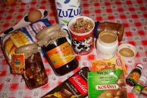 Deliciu cu miere si fructe