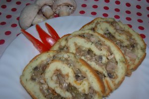Rulada cu pui si ciuperci