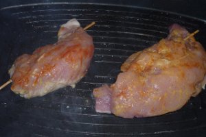 Piept de pui impanat pe gratar