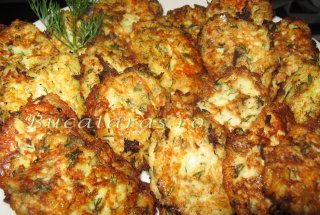 Chiftelute de dovlecel si branza