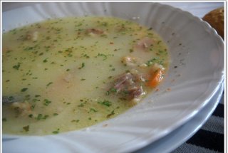 Ciorba ardeleneasca din carne de porc