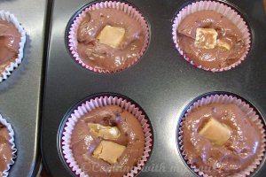 Briose umplute cu caramele