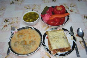 Lasagna cu carne de vita macinata si legume