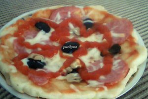 Pizza la tigaie ( in 8 minute!!!!)