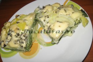 Budinca cu cartofi si spanac & blue cheese