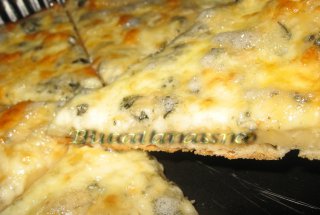 Pizza quatro formaggi