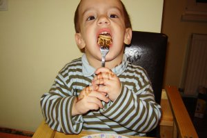 Pancakes cu iaurt si caramel