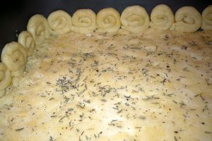 Tarta cu ceapa rosie