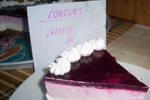 Cheesecake cu fructe de padure