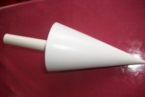 Cornete cu inghetata de cirese