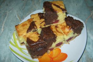 Chec cu visine si ciocolata