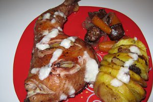 Pulpe de pui la cuptor în vin roşu