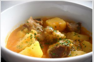 Tocanita de cartofi cu carne