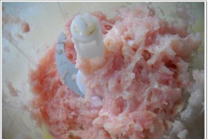 Perisoare de pui in sos bechamel