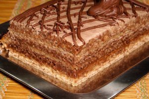Prajitura cu 2 creme de ciocolata